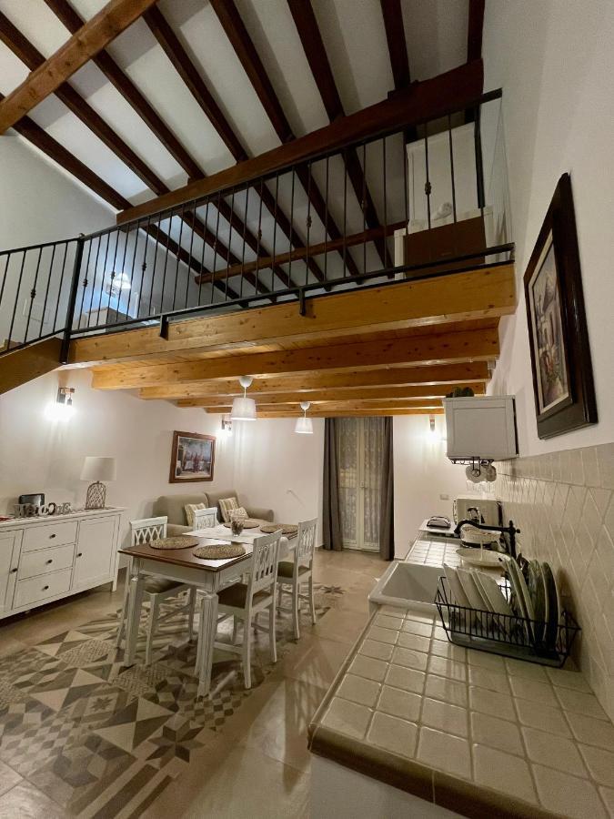 A Casa Di Dora Apartment Bari Exterior photo