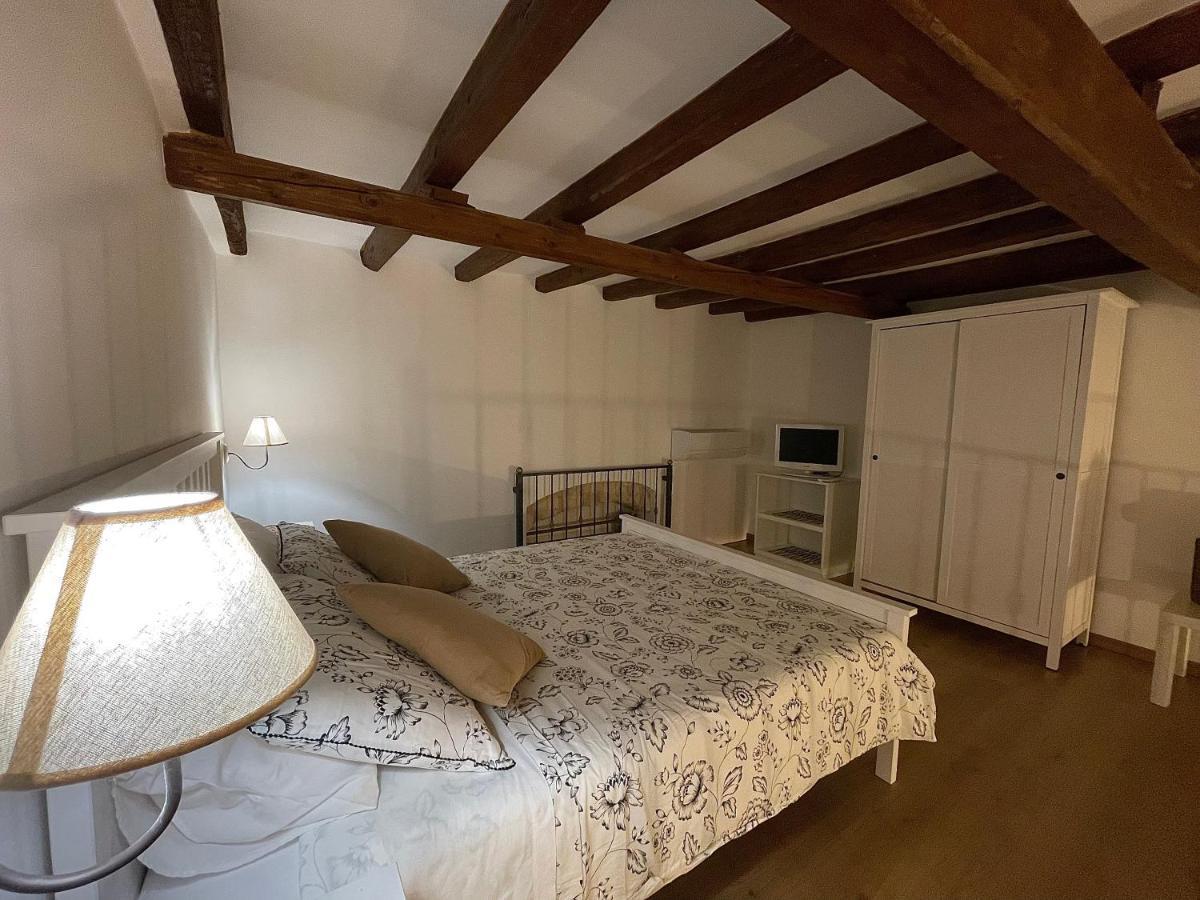 A Casa Di Dora Apartment Bari Exterior photo